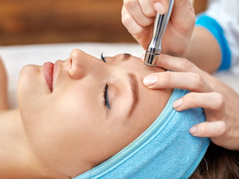 What is Diamond Peel Facial Treatment