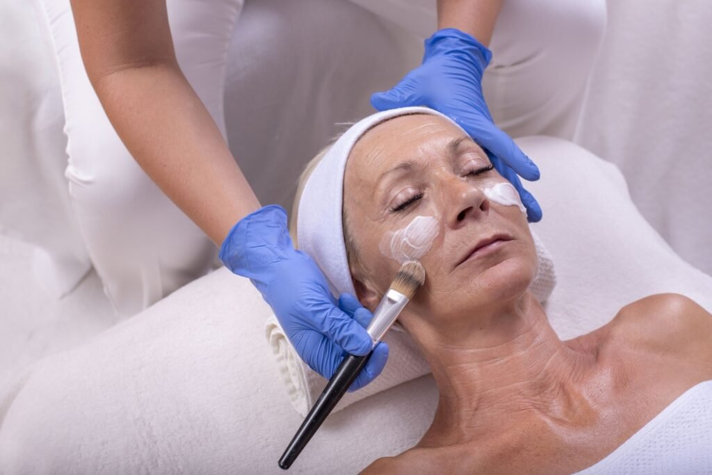 How to Treat Anti Aging Face? Expert Tips for Youthful Skin